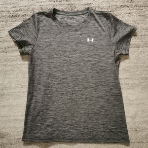 Under Armour t-shirt